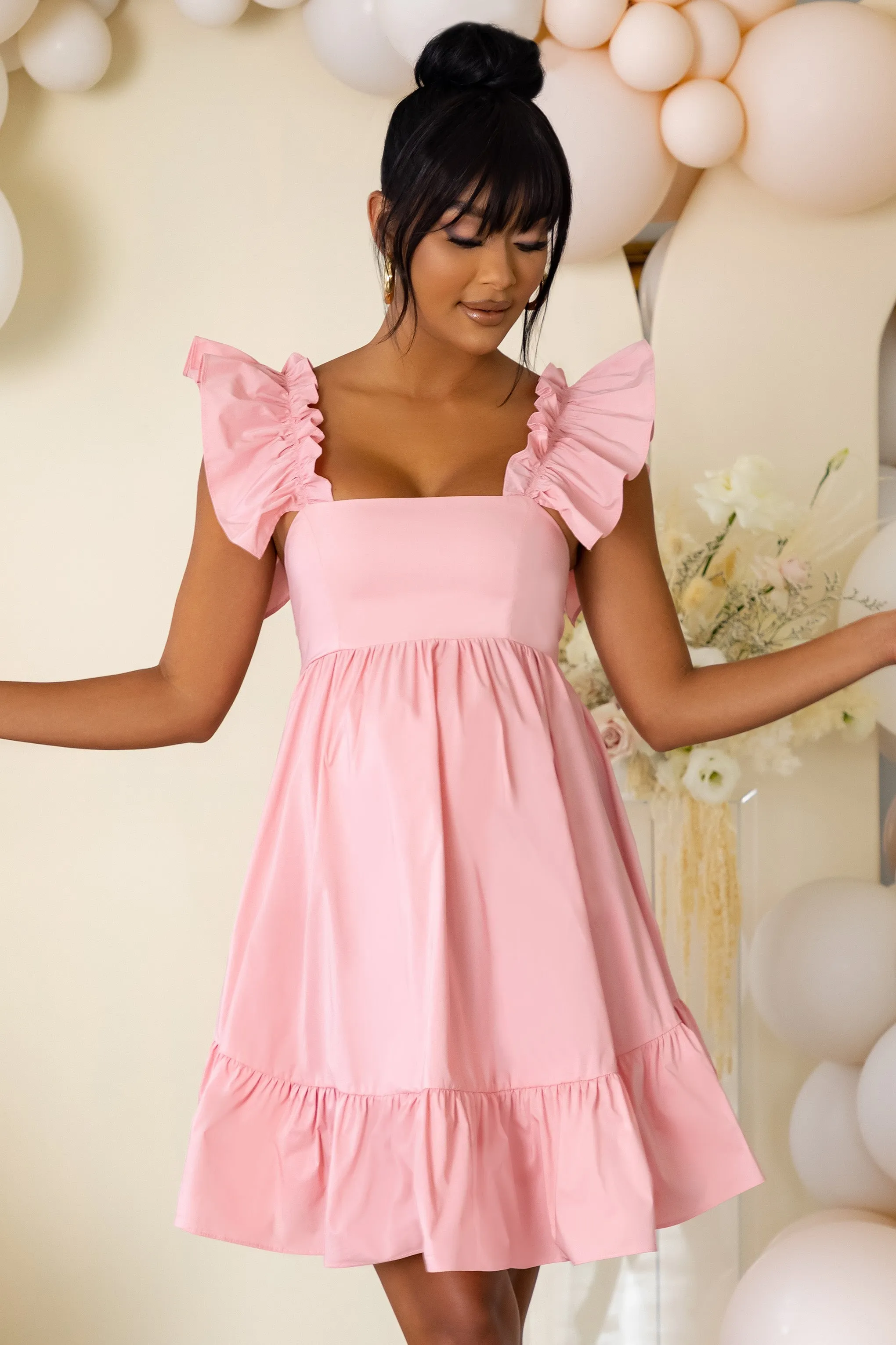 Dolly Daze | Mini-robe babydoll de grossesse rose a manches volantees