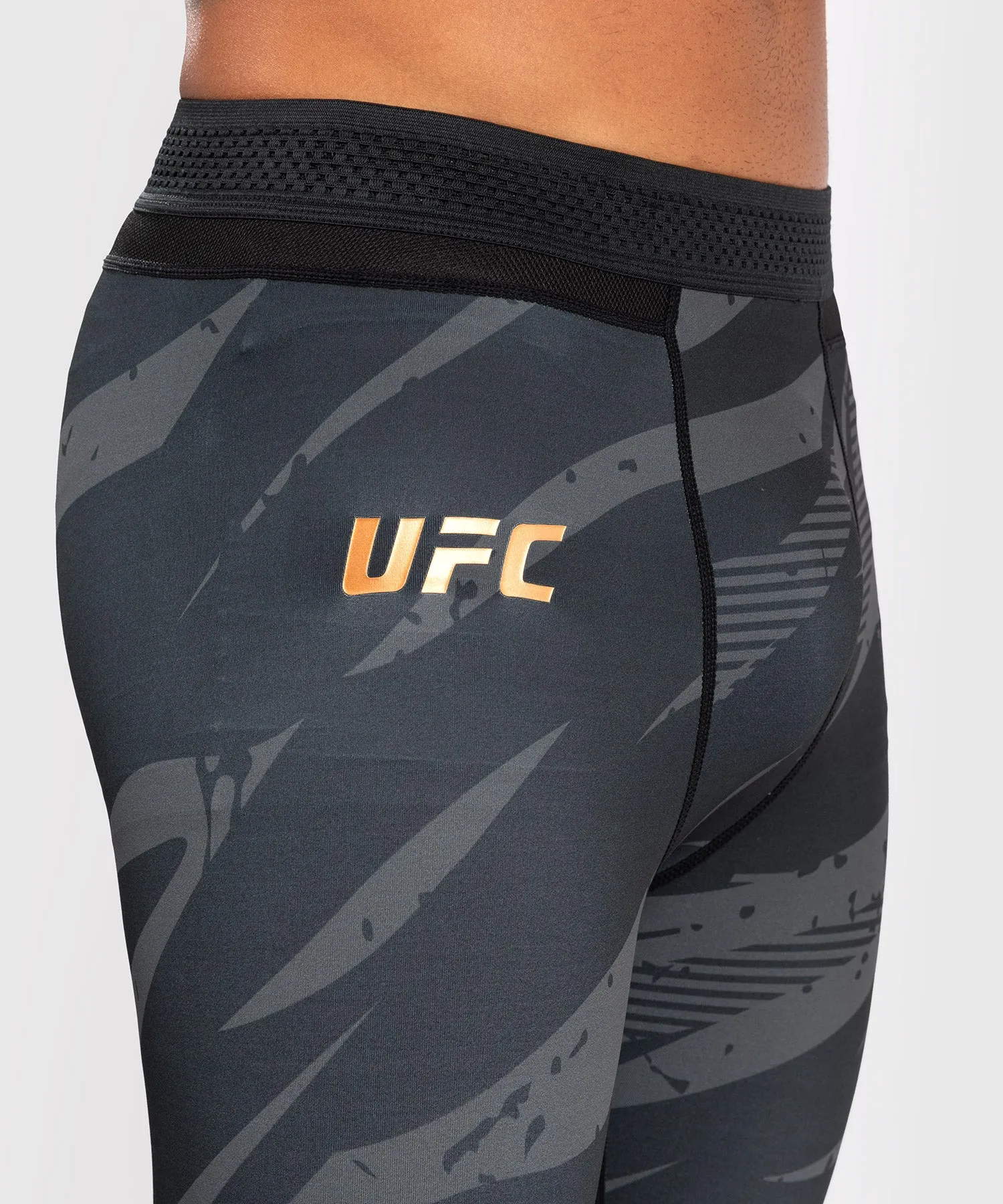 Pantalon de Compression pour Hommes UFC Adrenaline by Venum Fight Week Performance - Urban Camo