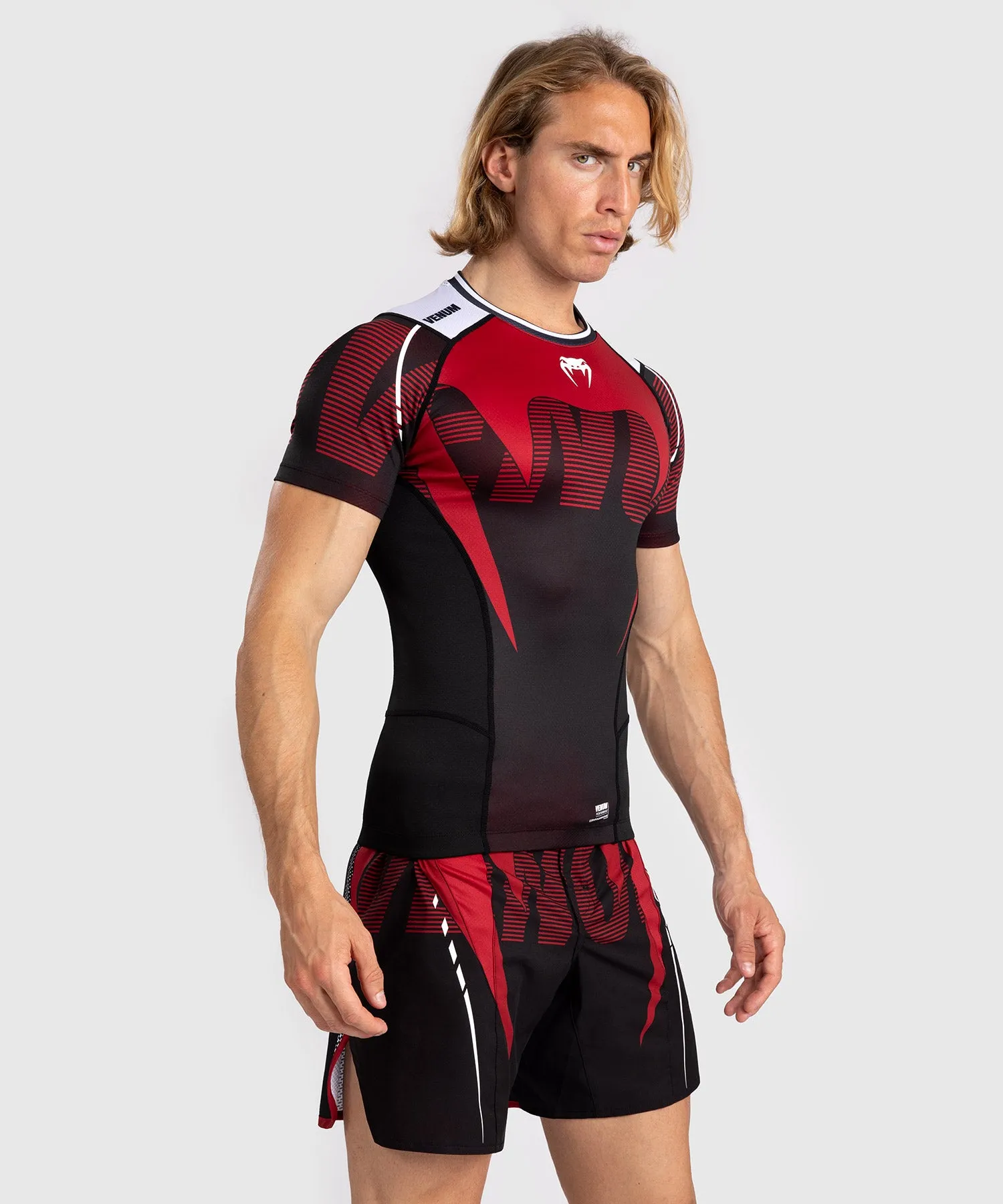 Rashguard À Manches Courtes pour Hommes Venum Adrenaline - Red