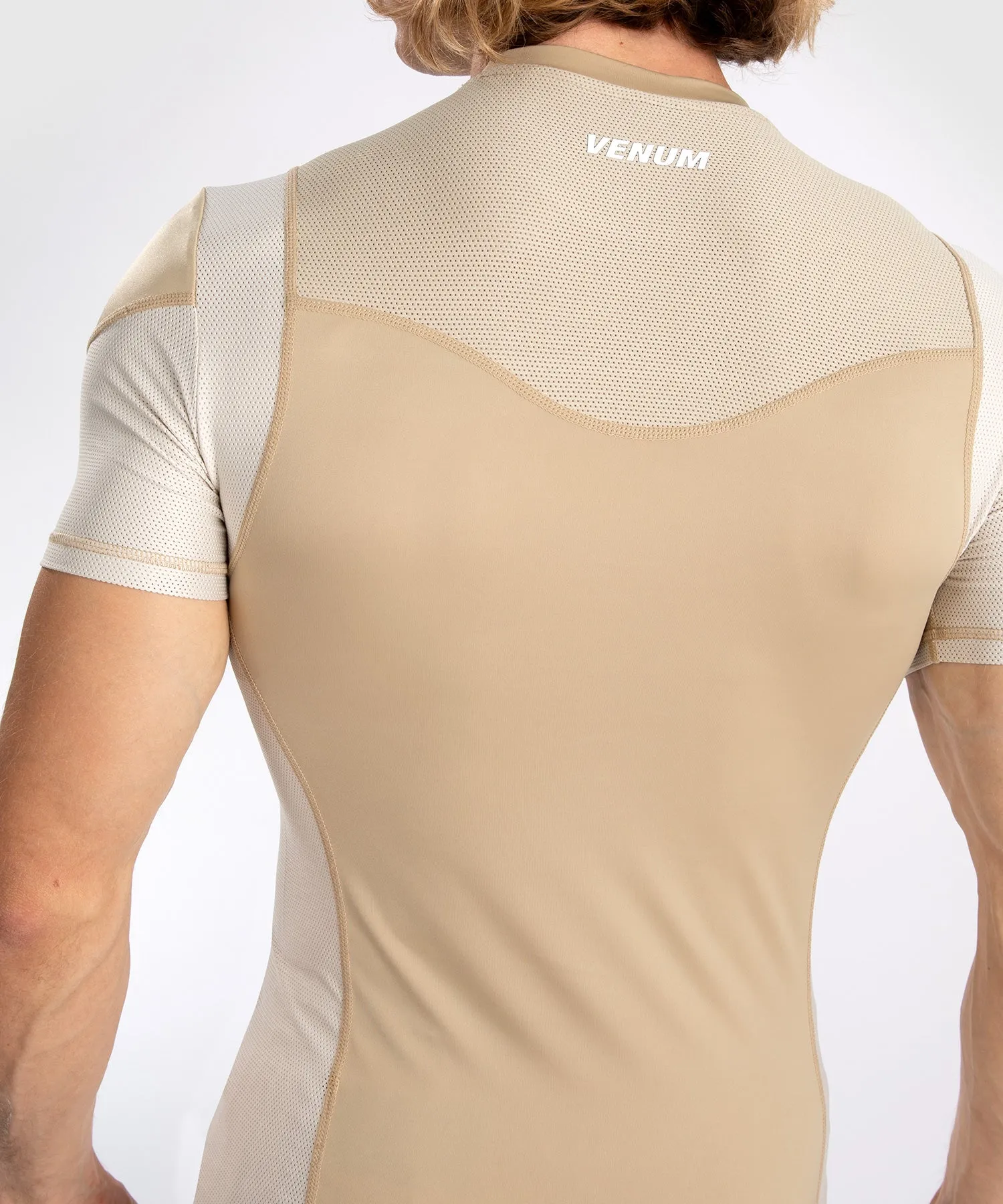 Rashguard À Manches Courtes pour Hommes Venum Tempest - Beige/Sable