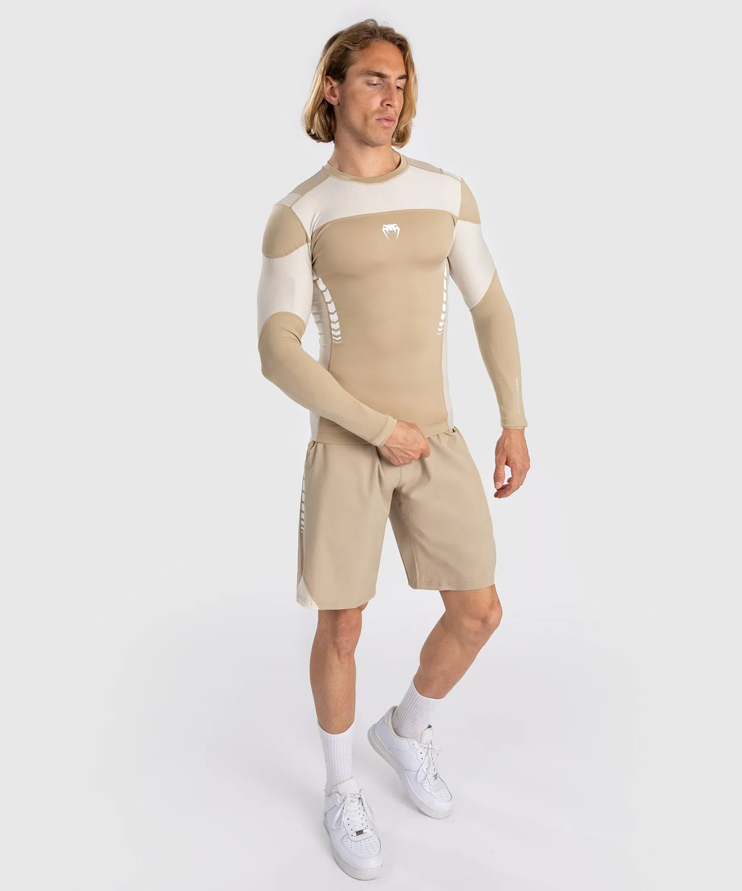 Rashguard À Manches Longues pour Hommes Venum Tempest - Beige/Sable