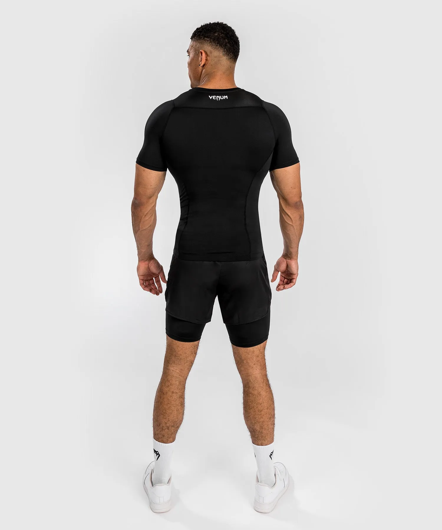 Rashguard à Manches courtes pour Hommes Venum Attack - Noir/Gris