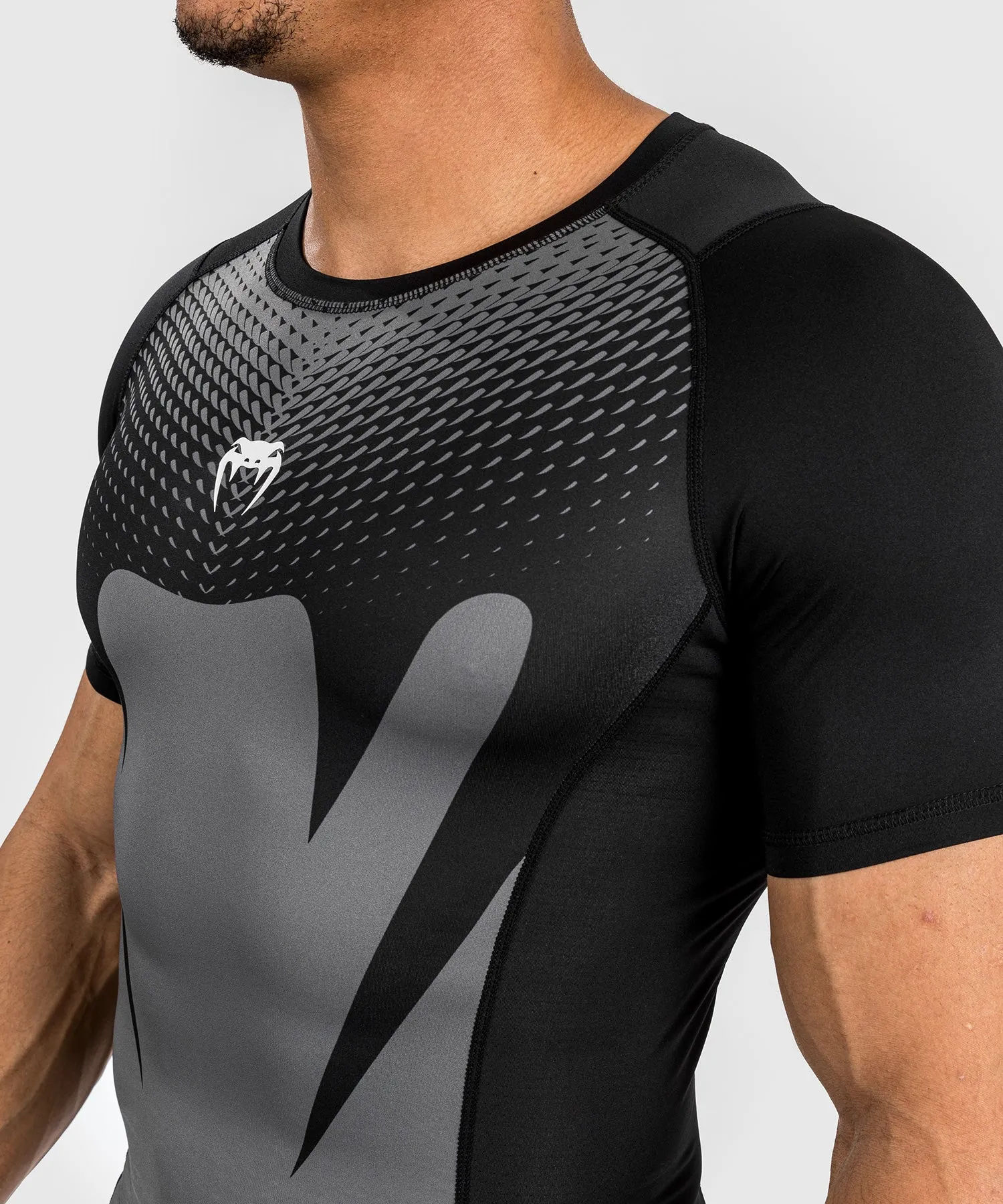 Rashguard à Manches courtes pour Hommes Venum Attack - Noir/Gris