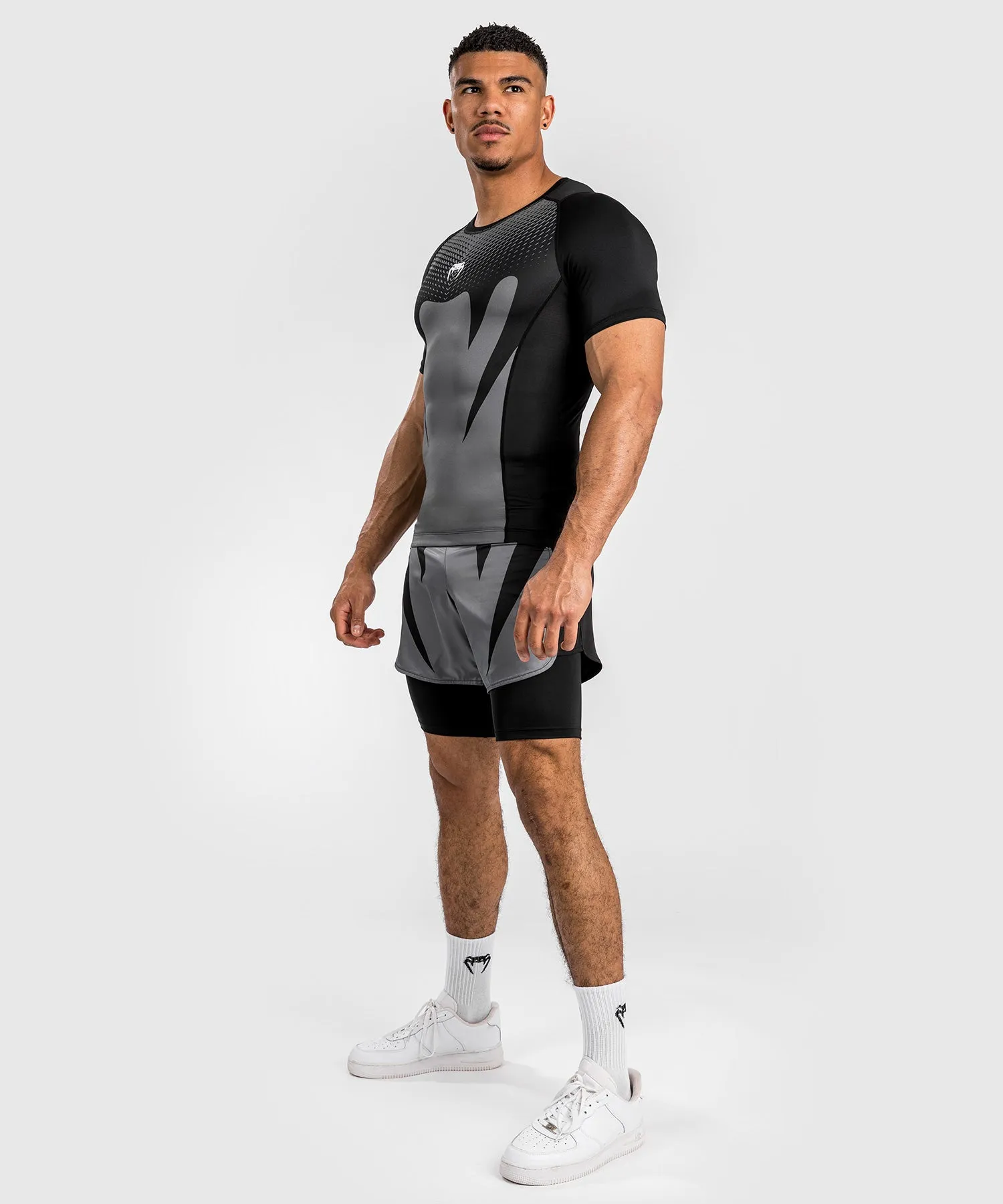 Rashguard à Manches courtes pour Hommes Venum Attack - Noir/Gris