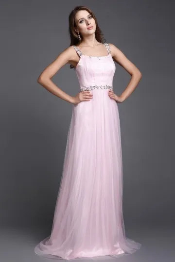 Robe soirée rose tulle pastel bretelles embellie de bijoux pour gala