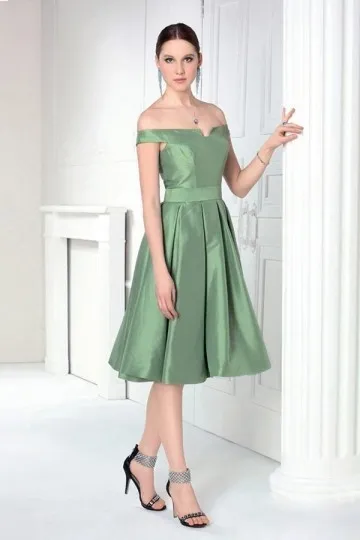 Robe soirée verte à épaule dénudée pour gala