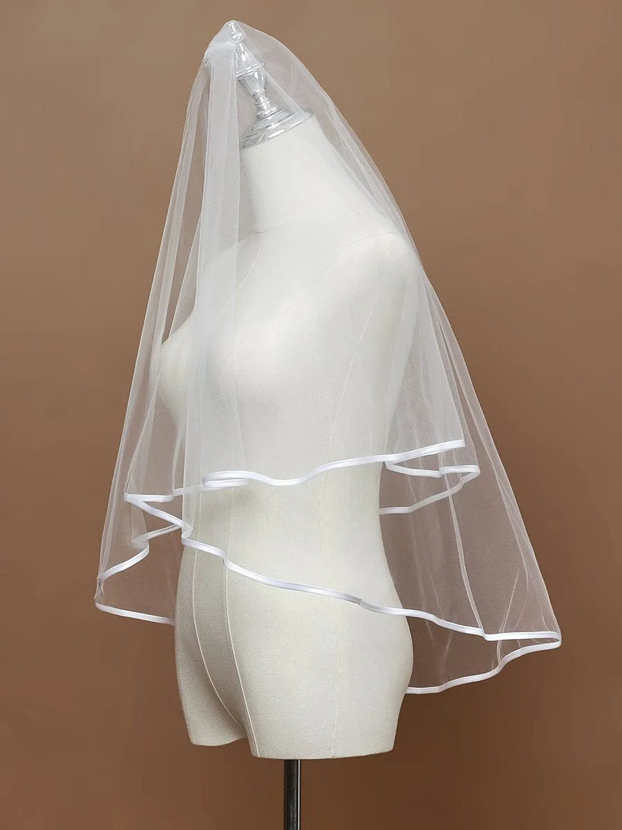 Voile de mariée courte minimaliste avec bordures